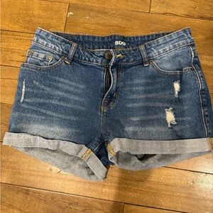 Bdg Urban Outfitters Mid Rise Rolled Hem Alexa size 27 jean shorts.
